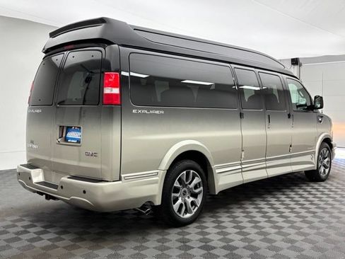 Used 2022 GMC Savana 2500 Extended w/ Enhanced Convenience Package RWD image 8