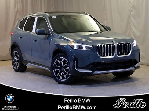 Used 2027 BMW X1 xDrive28i AWD/4WD image 1