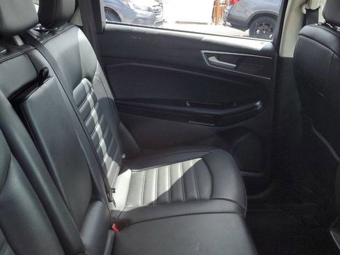 Used 2018 Ford Edge SEL w/ Equipment Group 201A AWD/4WD image 8