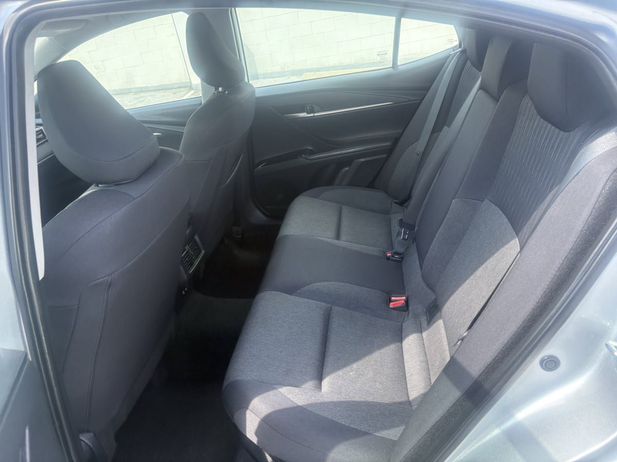 Used 2025 Toyota Camry LE FWD image 11