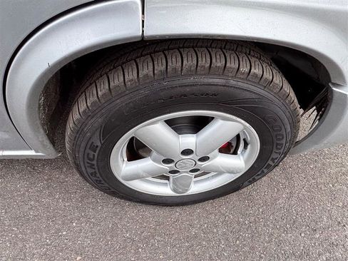 Used 2002 Volkswagen Eurovan MV image 26