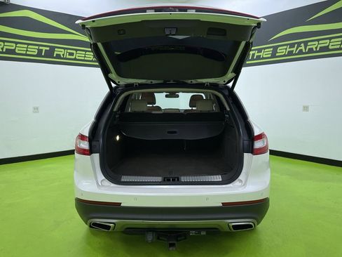 Used 2016 Lincoln MKX Reserve w/ Technology Package image 9