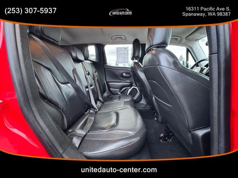 Used 2017 Jeep Renegade Limited image 10