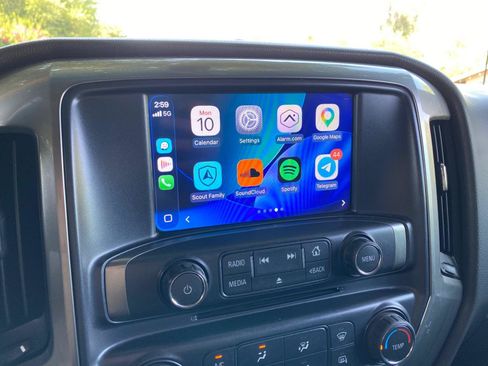 Used 2018 Chevrolet Silverado 1500 LT AWD/4WD image 63