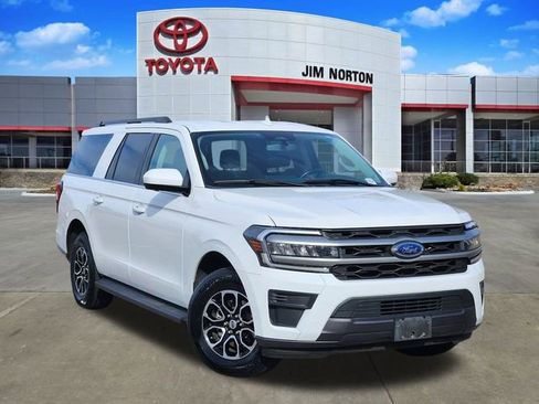 Used 2024 Ford Expedition Max XLT image 1