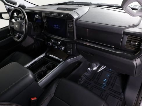 Used 2024 Ford F350 Lariat w/ Chrome Package image 39