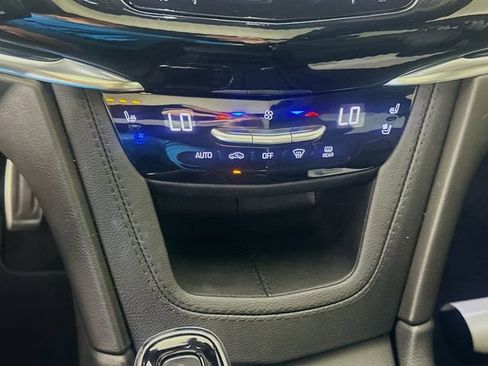 Used 2024 Cadillac XT6 Sport w/ Technology Package AWD/4WD image 14