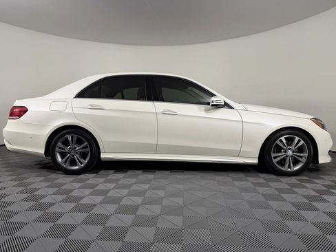 Used 2014 Mercedes-Benz E 250 BlueTEC 4MATIC Sedan image 7