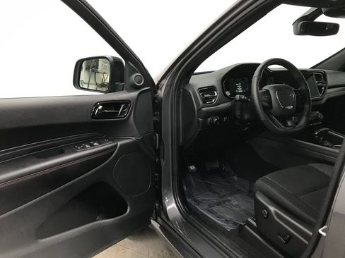 Used 2025 Dodge Durango GT image 30