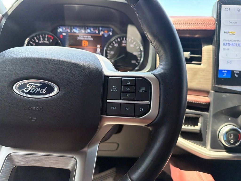 Used 2023 Ford Expedition Limited AWD/4WD image 14