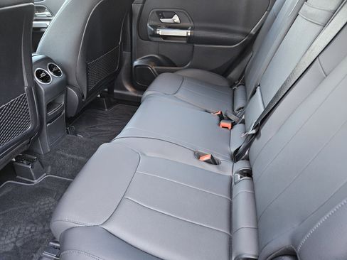 Certified 2025 Mercedes-Benz GLB 250 4MATIC image 29