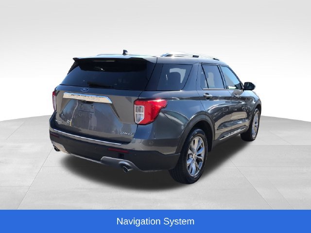 Used 2023 Ford Explorer Limited AWD/4WD image 2