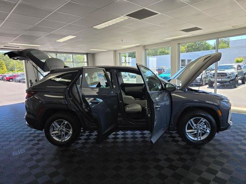 New 2026 Hyundai Tucson SE AWD/4WD image 17