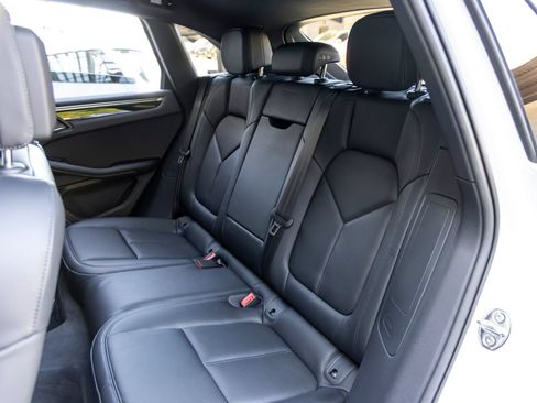 Certified 2026 Porsche Macan AWD/4WD image 52