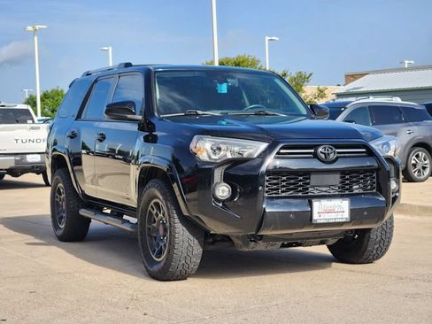 Used 2021 Toyota 4Runner SR5 RWD image 2
