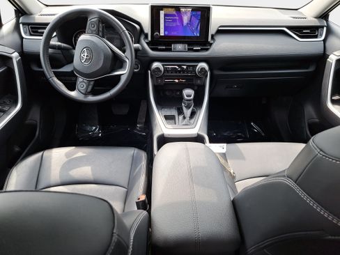 Used 2024 Toyota RAV4 XLE Premium FWD image 9