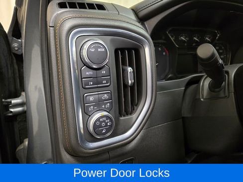 Used 2021 GMC Sierra 1500 AT4 image 17