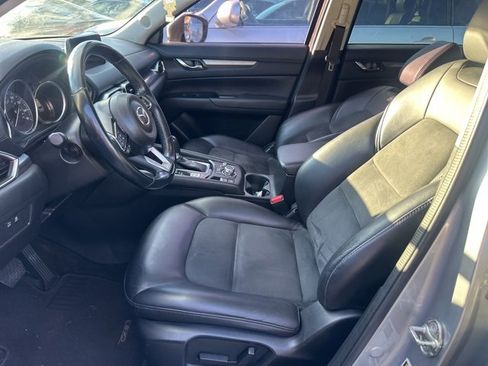 Used 2018 MAZDA CX-5 Touring image 12