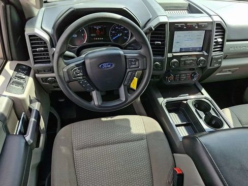 Used 2020 Ford F350 XLT w/ XLT Premium Package AWD/4WD image 2