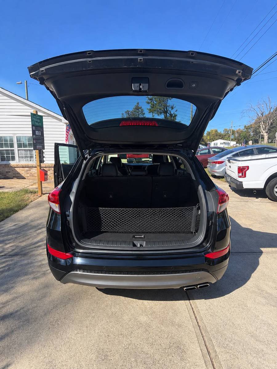 Used 2016 Hyundai Tucson Limited AWD/4WD image 8