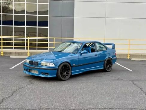 Used 1995 BMW M3 Coupe RWD image 2