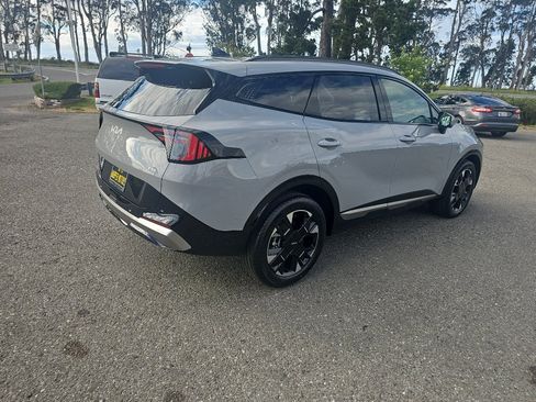 New 2026 Kia Sportage SX AWD/4WD image 6