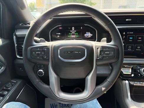 Used 2025 GMC Sierra 1500 Denali w/ Denali Reserve Package AWD/4WD image 22