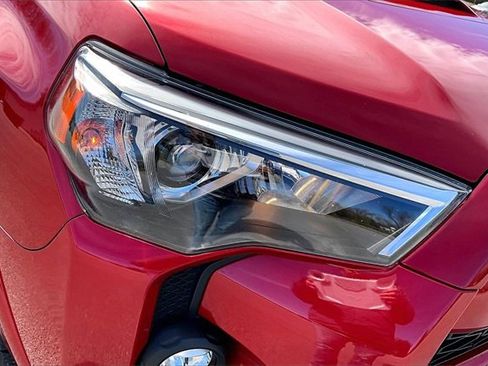 Used 2021 Toyota 4Runner TRD Off-Road Premium w/ Moonroof Package image 27