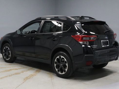 Used 2023 Subaru Crosstrek 2.0i Premium image 9