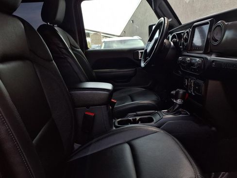 Used 2022 Jeep Wrangler Unlimited Sport AWD/4WD image 23
