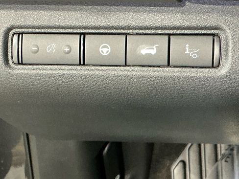 Used 2024 Nissan Pathfinder Platinum w/ Cargo Package image 20