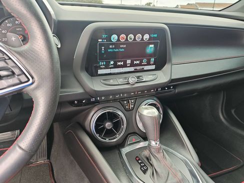 Used 2018 Chevrolet Camaro SS RWD image 19