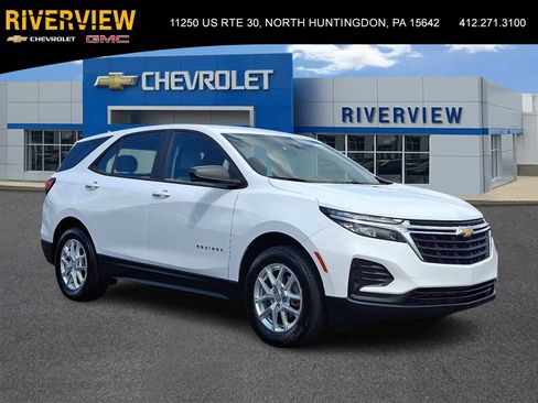 Used 2023 Chevrolet Equinox LS image 1