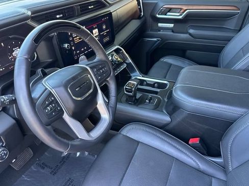 Used 2023 GMC Sierra 1500 Denali w/ Technology Package AWD/4WD image 10