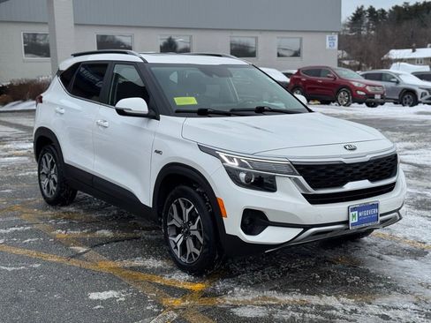 Used 2021 Kia Seltos EX image 8