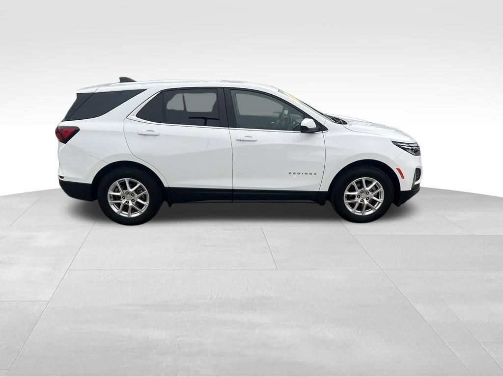 Used 2024 Chevrolet Equinox LT AWD/4WD image 8