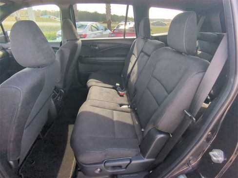 Certified 2022 Honda Pilot Sport image 13