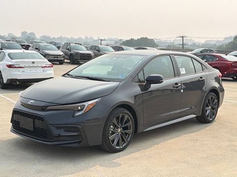 New 2026 Toyota Corolla SE FWD image 2