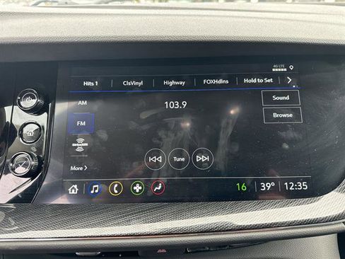Certified 2022 Buick Envision Preferred FWD image 12