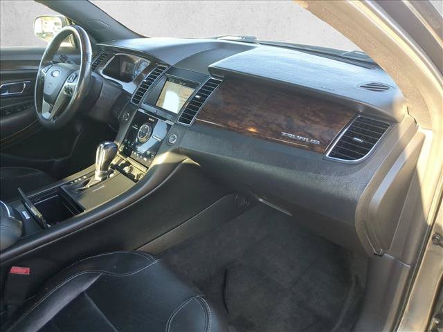 Used 2018 Ford Taurus Limited FWD image 22