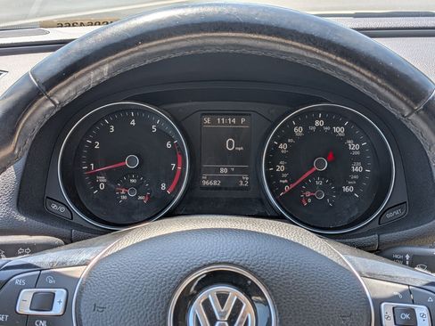 Used 2017 Volkswagen Passat 1.8T SE image 21