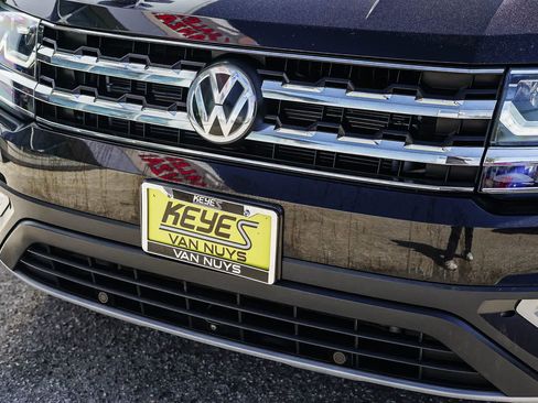 Used 2018 Volkswagen Atlas SEL Premium image 8