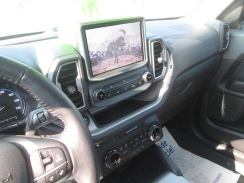 Used 2023 Ford Bronco Sport Outer Banks w/ Tech Package image 12