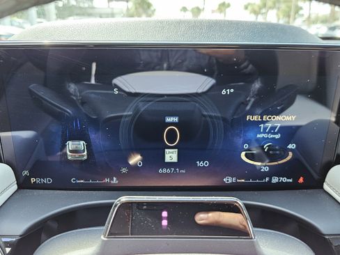 Used 2025 Lincoln Aviator Reserve image 26