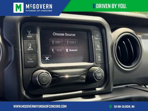 Used 2021 Jeep Wrangler Unlimited Sport AWD/4WD image 9