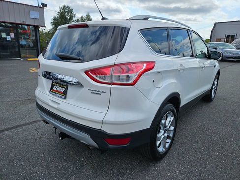 Used 2015 Ford Escape Titanium AWD/4WD image 4