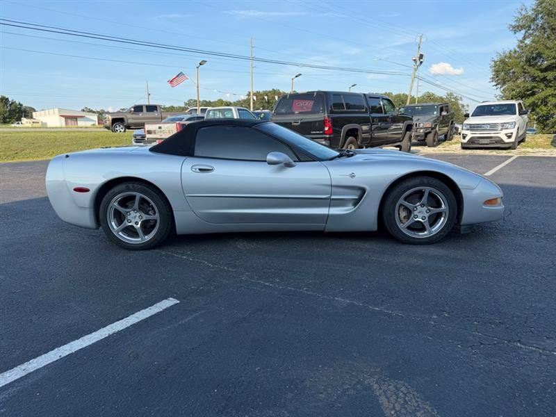 Used 1998 Chevrolet Corvette Convertible w/ Memory Pkg RWD image 2