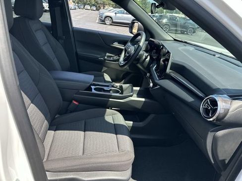 Used 2026 Chevrolet Equinox LT FWD image 25