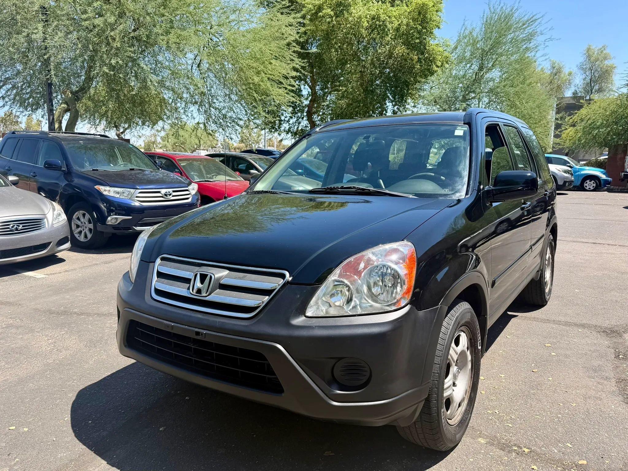 Used 2005 Honda CR-V LX image 1