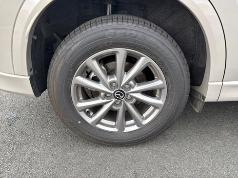 Used 2025 MAZDA CX-5 AWD 2.5 S w/ Preferred Package image 23